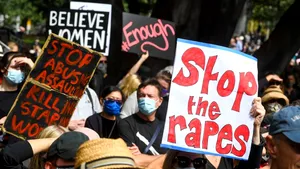VIDEO Proteste în Australia. Femeile mărşăluiesc împotriva abuzurilor sexuale