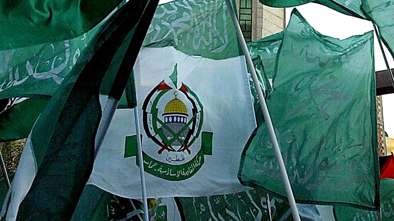 Patru membri Hamas, reţinuţi în Europa fiind bănuiţi că pregăteau atacuri teroriste
