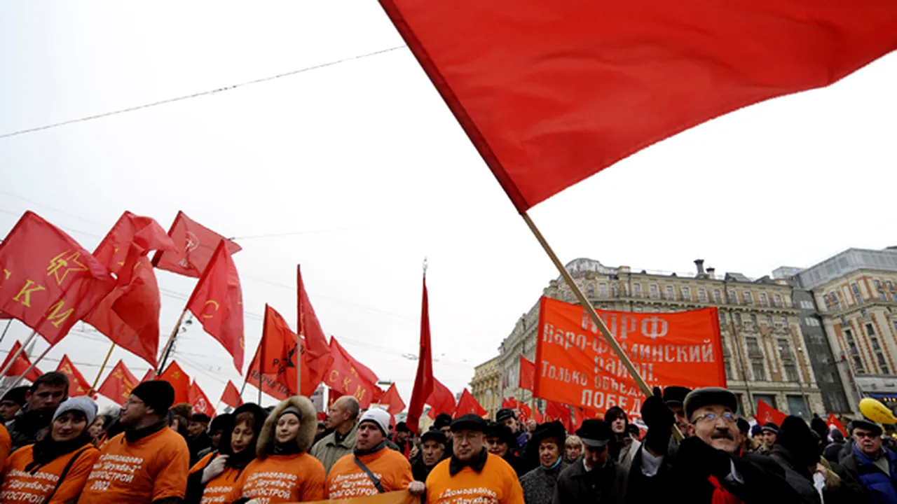 Comuniştii ruşi au manifestat pentru a marca aniversarea Revoluţiei bolşevice