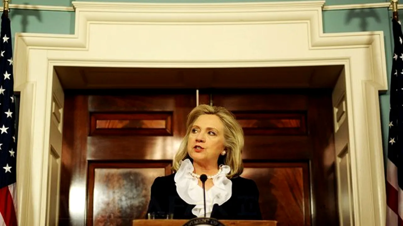 Hillary Clinton cere încetarea violenţelor din Afganistan