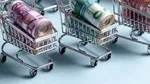Construcțiile rămân unul dintre puținele motoare ale economiei, în timp ce retailul pierde ritm