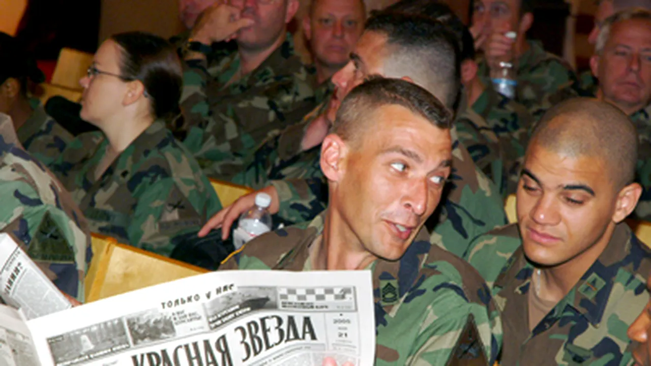 Armata rusă înlocuieşte ţigările cu caramelele