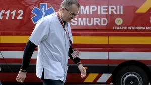 Guvernul vrea suspendarea pensionării anticipate pentru medicii de la UPU şi SMURD până în 2023