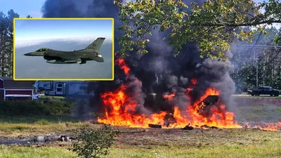 EXTERNE Avion de luptă F-16, prăbușit în Michigan în timpul unui exercițiu. Pilotul s-a catapultat