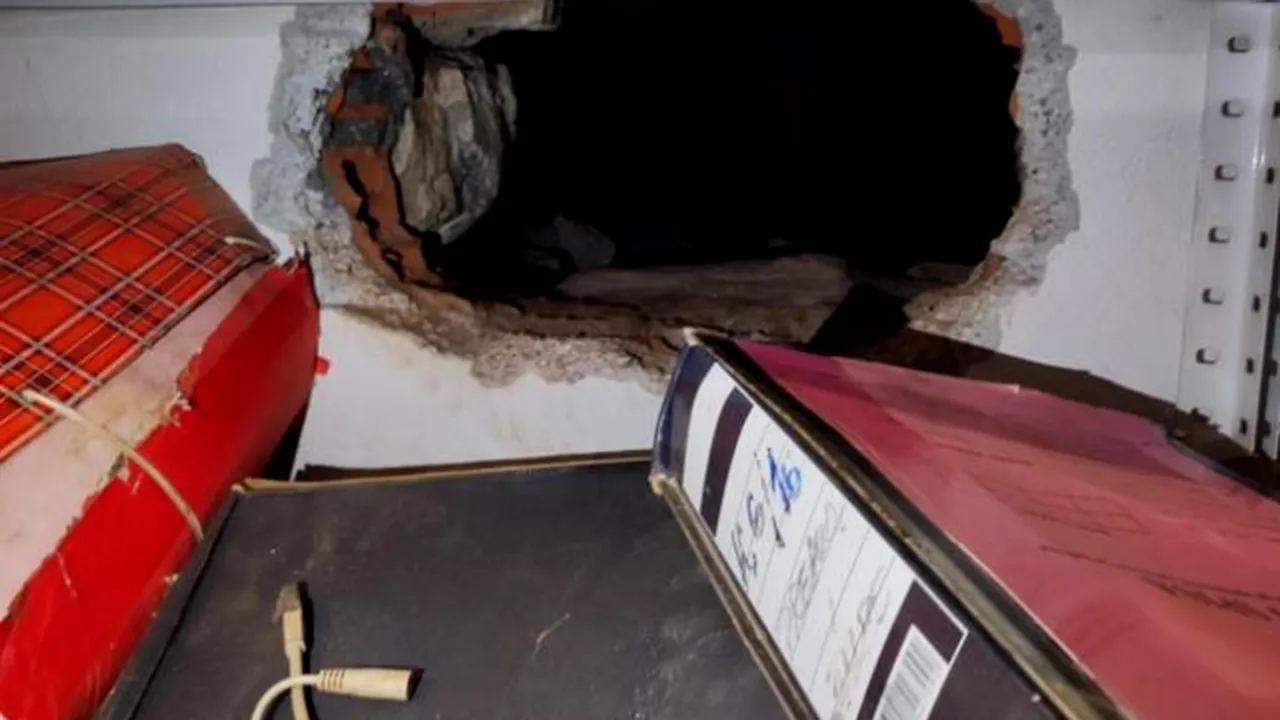 Un tunel secret care duce la arhivele Curţii Supreme a fost descoperit în Muntenegru

