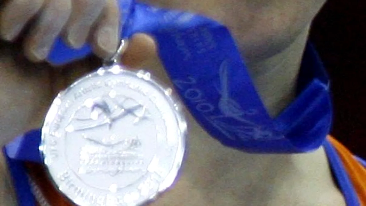 România, medalie de argint pe echipe la junioare la CE de gimnastică