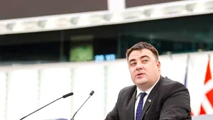 Replica dată de Vlad Botoş europarlamentarului german, care a numit România ”Vestul Sălbatic al Europei”, a fost aplaudată de toată sala