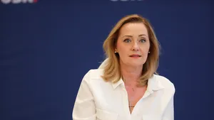 Elena Lasconi, despre retragerea lui Lucian Viziteu din funcţia de şef de campanie: Orice poţi să controlezi în viaţa asta, mai puţin sănătatea