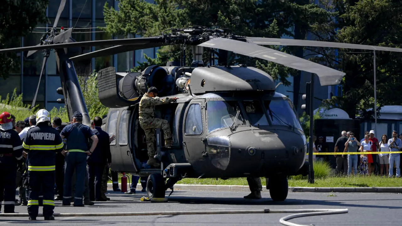 Incendiul de la Chilia Veche. Încă un elicopter Black Hawk intervine
