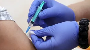 Aproape 68% din personalul medical s-a vaccinat. În România sunt active 413 puncte de vaccinare