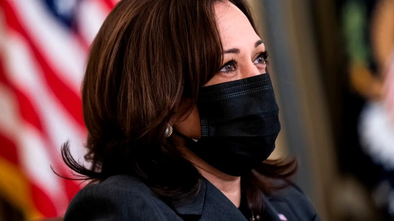 Kamala Harris denunţă 