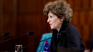 Oana Gheorghiu explică de ce statul vrea să vândă rapid pachete de acțiuni la companiile de stat listate la bursă