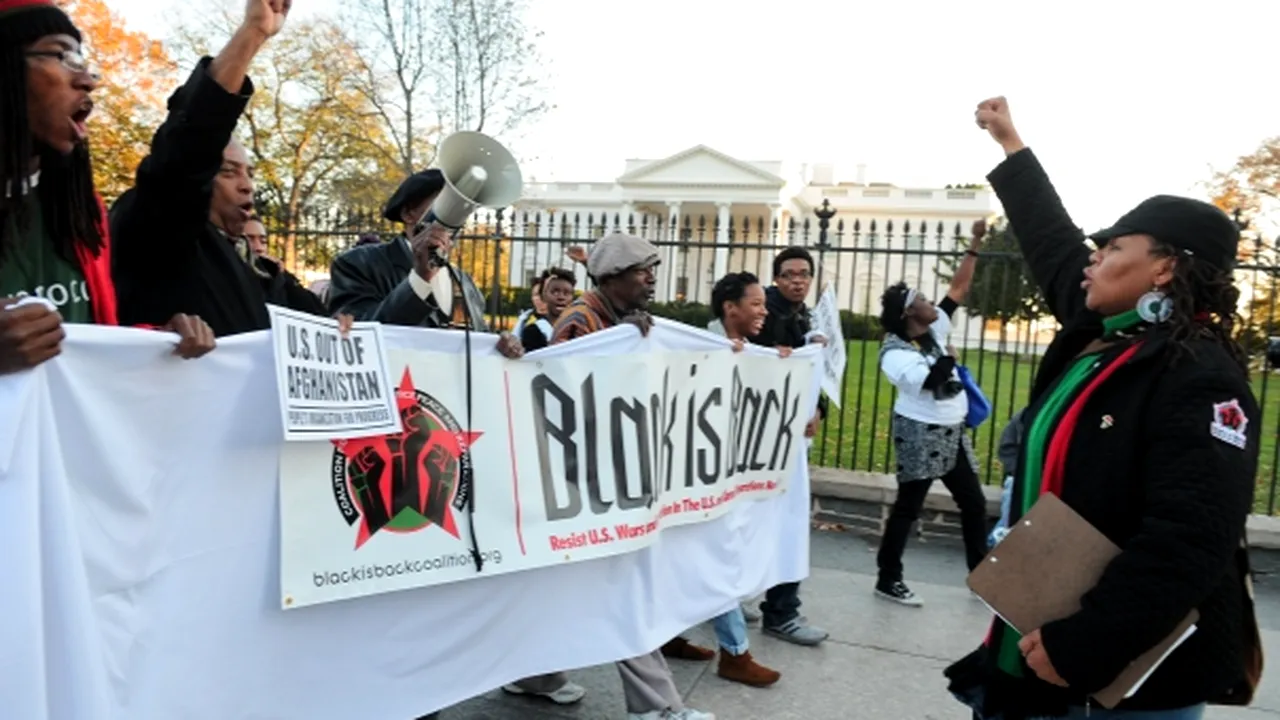 Afroamericani l-au numit pe Obama 