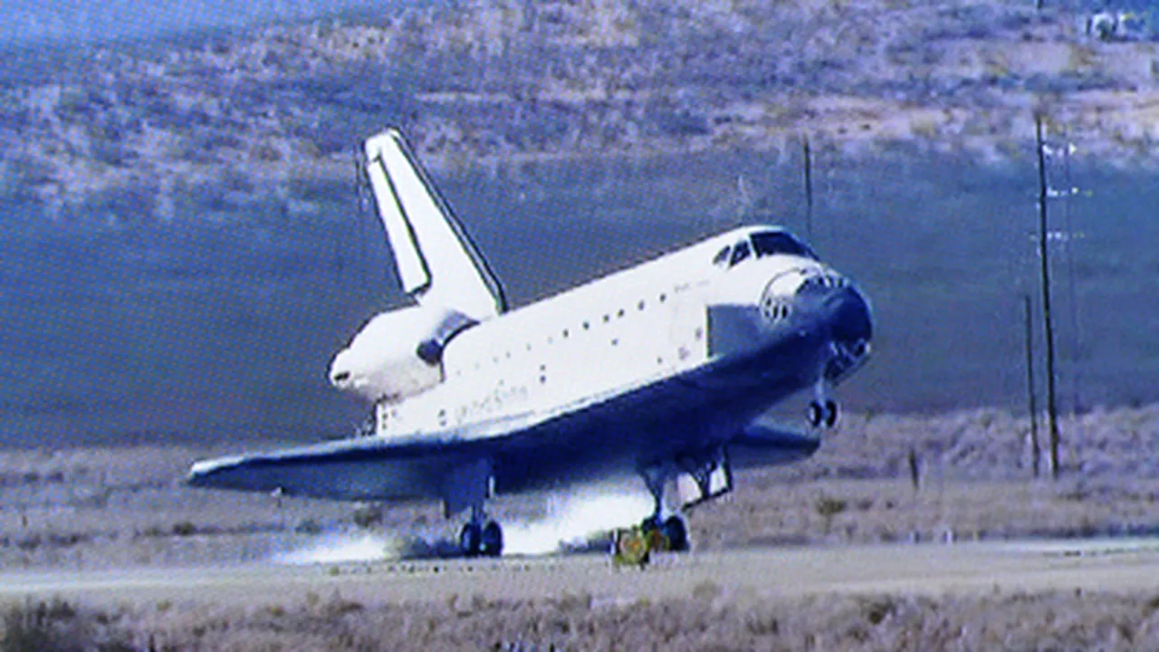 Naveta Endeavour a aterizat cu succes în California