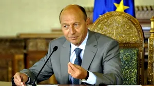 Băsescu îi atacă din nou pe Dan Voiculescu şi Sorin Ovidiu Vântu