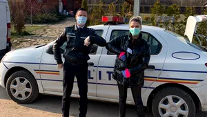 Coronavirus: Poliţiştii suceveni au dus mâncare animăluţelor unui bărbat aflat în carantină