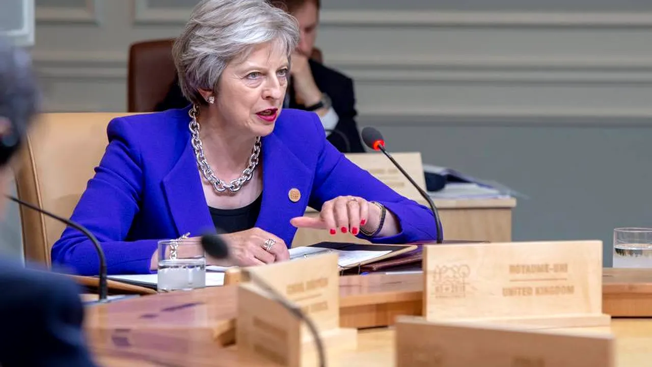 Theresa May a fost înfrântă în Parlament, deputaţii creând un nou obstacol pentru un Brexit fără acord