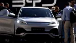 Producătorul chinez de vehicule electrice BYD a raportat venituri anuale mai mari decât ale Tesla