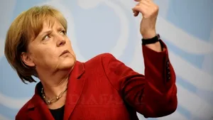 Angela Merkel vrea găsirea unei soluţii pentru ca Grecia să rămână în zona euro