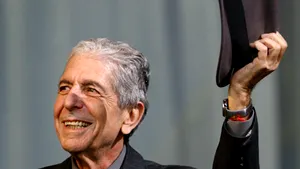 Leonard Cohen se întoarce la Bucureşti