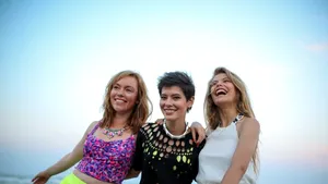 Crina Semciuc, o adolescentă nonconformistă în comedia 