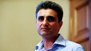 Turcescu respinge afirmaţiile PSD privind participarea sa la întâlnirea dintre Geoană şi Vîntu