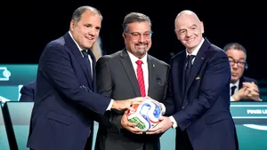 După UEFA și Confederația americană critică planul FIFA privind atragerea investitorilor privați pentru administrarea Cupei Mondiale și alte competiții ale forului
