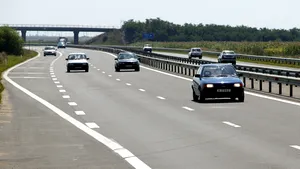 Vânt PUTERNIC de până la 70 km/oră. Circulaţia pe A1, afectată 