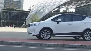 Chinezii atacă dur piaţa auto europeană. Cum arată maşinile care fac concurenţă Daciei