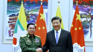 Întâlnire istorică între șeful juntei din Myanmar și președintele Chinei la Moscova
