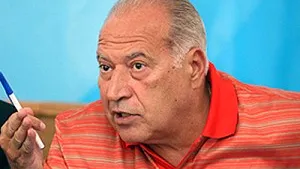 Andon: Voiculescu îşi poate începe campania electorală