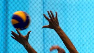Debut la 14 ani şi jumătate în prima ligă de volei masculin