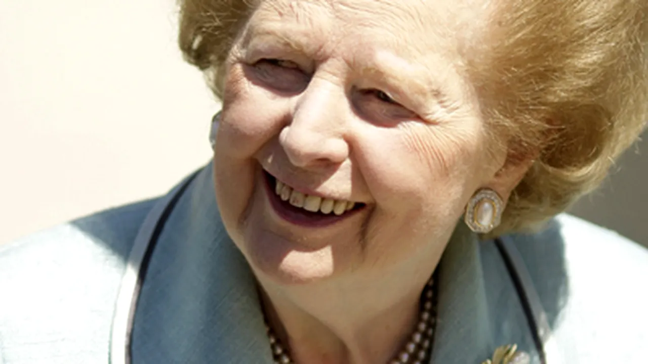 Margaret Thatcher şi-a fracturat mâna