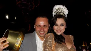 Cătălin Măruţă a răsfăţat-o pe Andra cu pepene roşu în Dubai