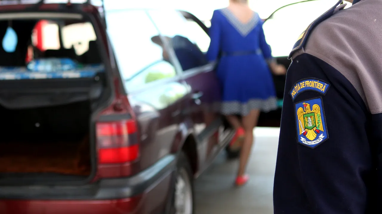 Trafic intens la punctele de frontieră din ţară, de Ziua Naţională