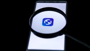 Aplicaţia de mobil care este de fapt o unealtă de spionaj a Emiratelor Arabe Unite. Are deja milioane de utilizatori 