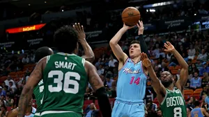 Apelul emoţionant al sportivilor din NBA pentru donarea de plasmă: Avem nevoie de orice supravieţuitor, avem nevoie de tine! 