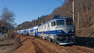 Întârzieri pe ruta feroviară Budapesta – Bucureşti. Pe cine dă vina CFR 
