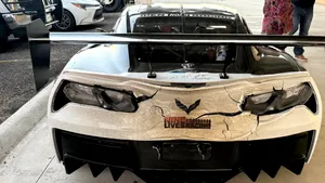 Record la Big Bend Race: un pilot amator depășește 278 km/h cu o mașină care s-a topit parțial pe traseu