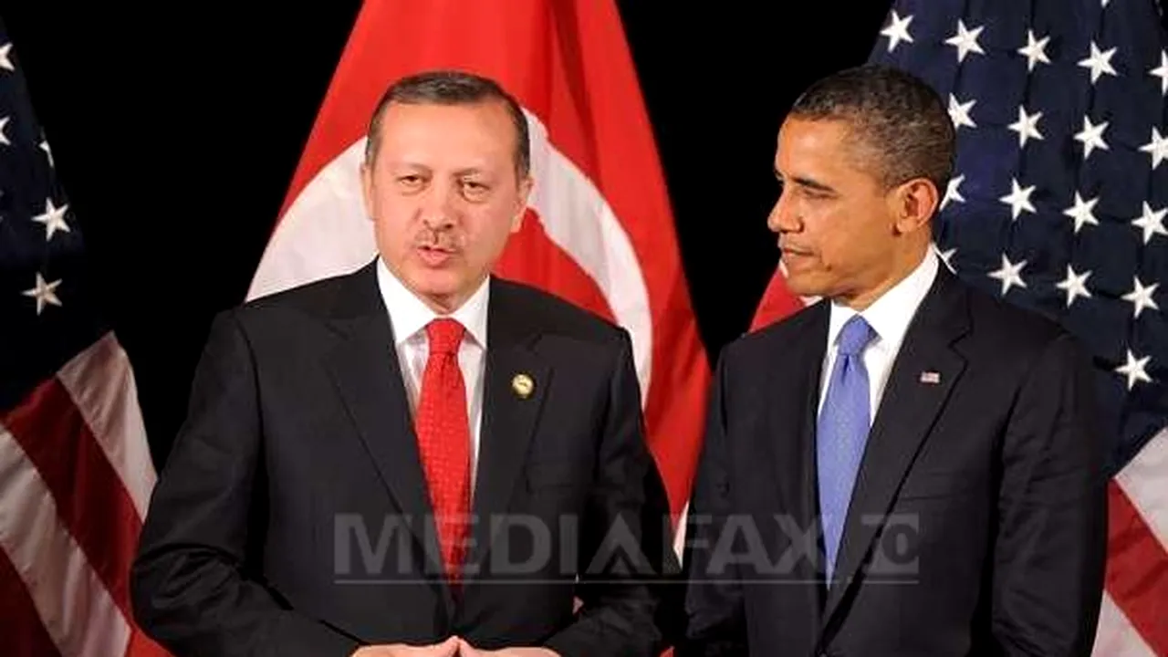 Barack Obama avea în mână o bâtă de baseball în timp ce vorbea la telefon cu premierul Turciei