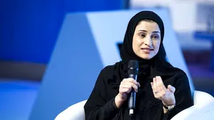 O femeie conduce prima misiune spaţială a Emiratelor Arabe. Aceasta va trimite o navă pe Marte VIDEO 