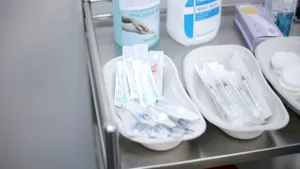 Vaccinarea cadrelor medicale: Centre închise şi programări ratate 