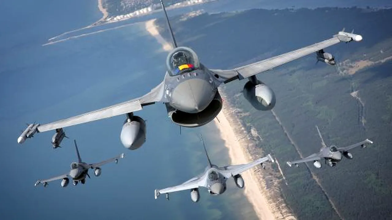Alertă a Rusiei: Două avioane de recunoaștere NATO au survolat Marea Neagră toată ziua, în preajma României. Cui aparțin aeronavele