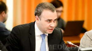 Vâlcov vrea anul viitor extinderea programelor Prima Casă şi Prima Maşină şi înfiinţarea băncii de dezvoltare