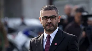 Manole: Vom merge la consultări cu varianta rotativei, unde începe PNL și continuă PSD