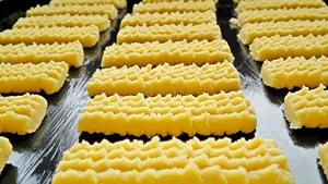 ANSVSA: Vânzarea online a prăjiturilor sau cozonacilor de către persoane neînregistrate este ilegală