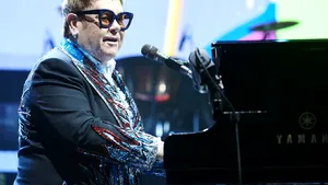 VIDEO: Elton John şi-a întrerupt un concert în Noua Zeelandă şi a părăsit scena foarte supărat. Ce le-a explicat fanilor 