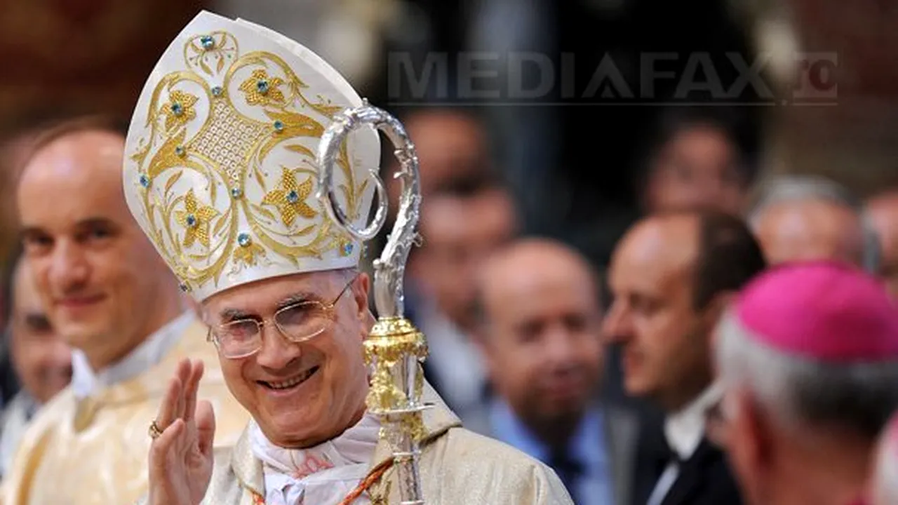 Cardinalul şambelan Tarcisio Bertone va deveni Papă 