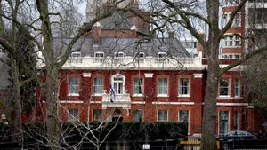 Scandal diplomatic. Iranul susţine că nu a intenţionat să atace ambasada Israelului din Londra