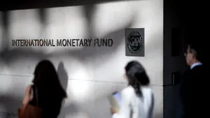 FMI vede semnele unei redresări globale mai puternice, dar rămân riscuri semnificative